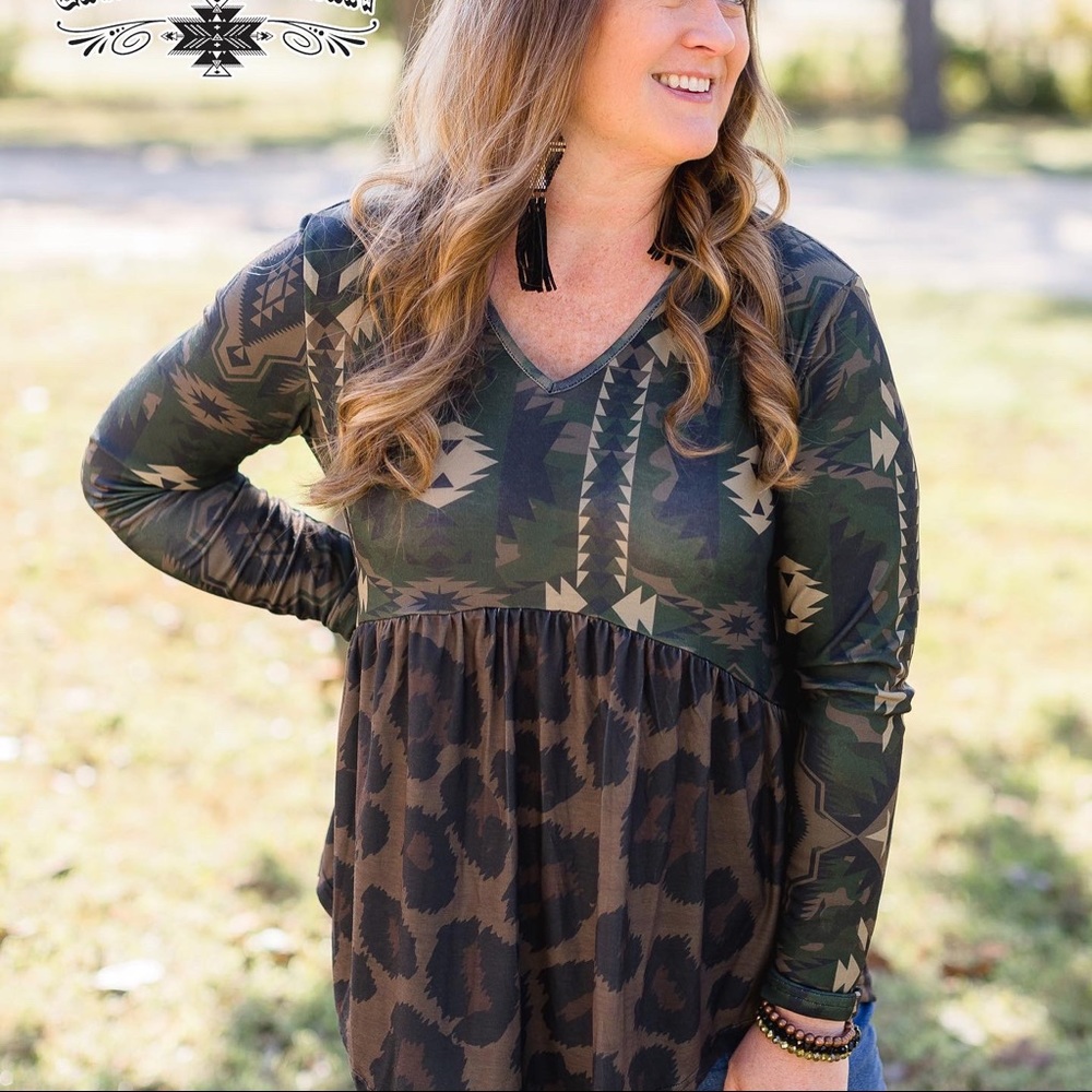 Honey Hunt Top